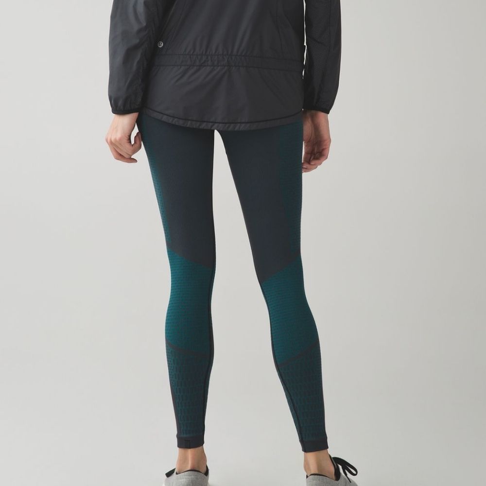 COPY - Lululemon About That Base Tight size 8